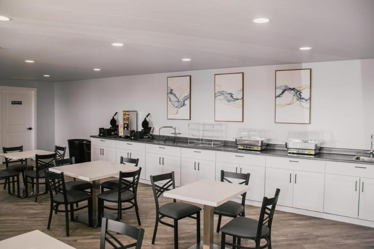 בלאנדינג Bears Ears Inn מראה חיצוני תמונה